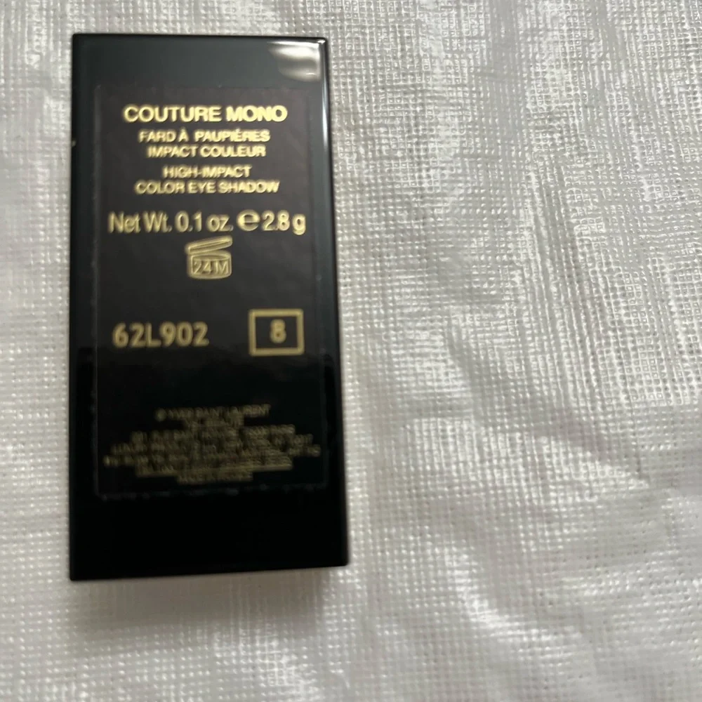 Ives Saint Laurent eyeshadow